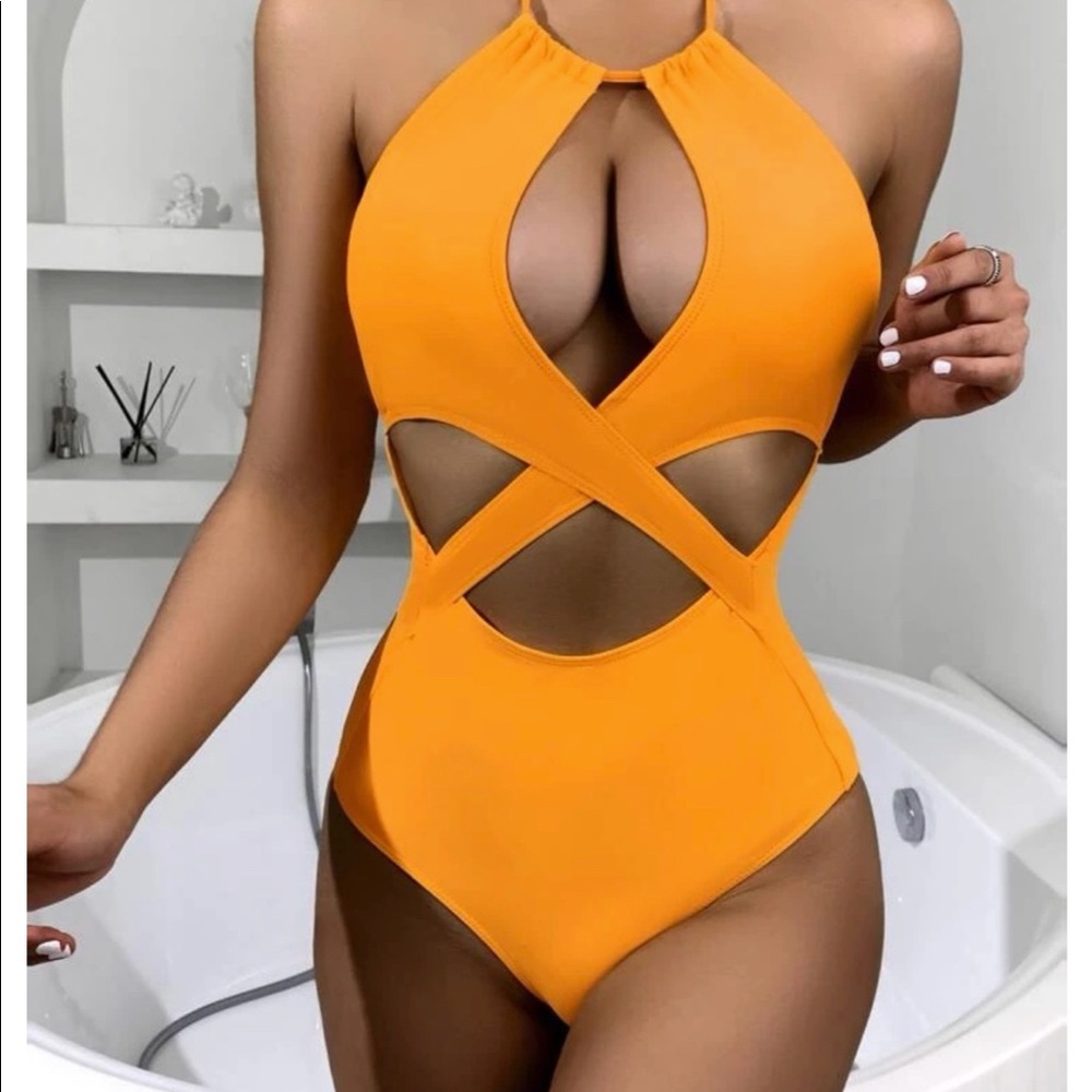 Solid Cut Out One Piece Swimsuit